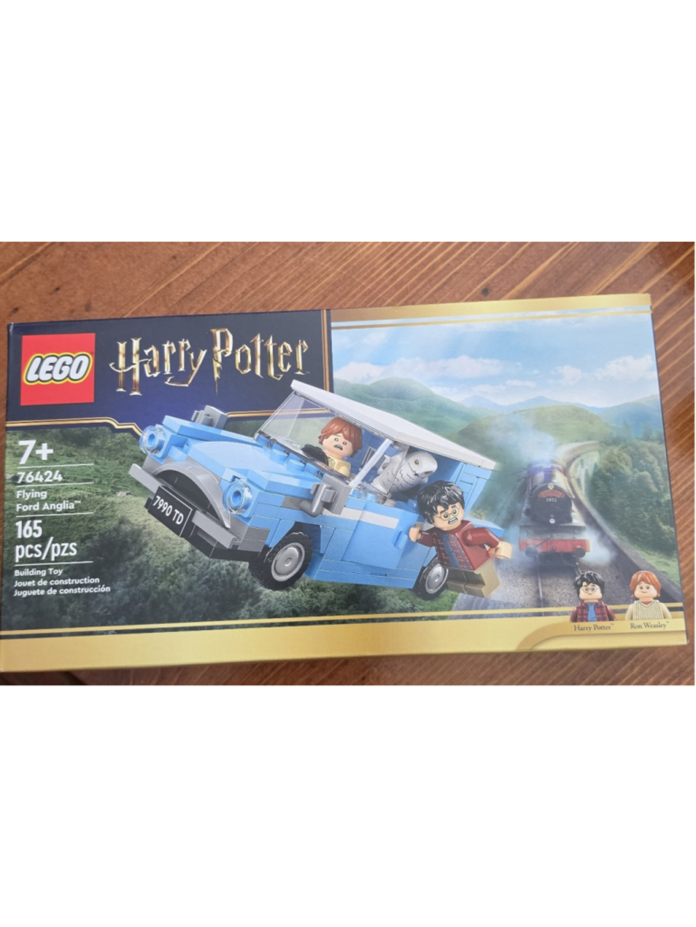 LEGO Harry Potter Flying Ford Anglia 76424